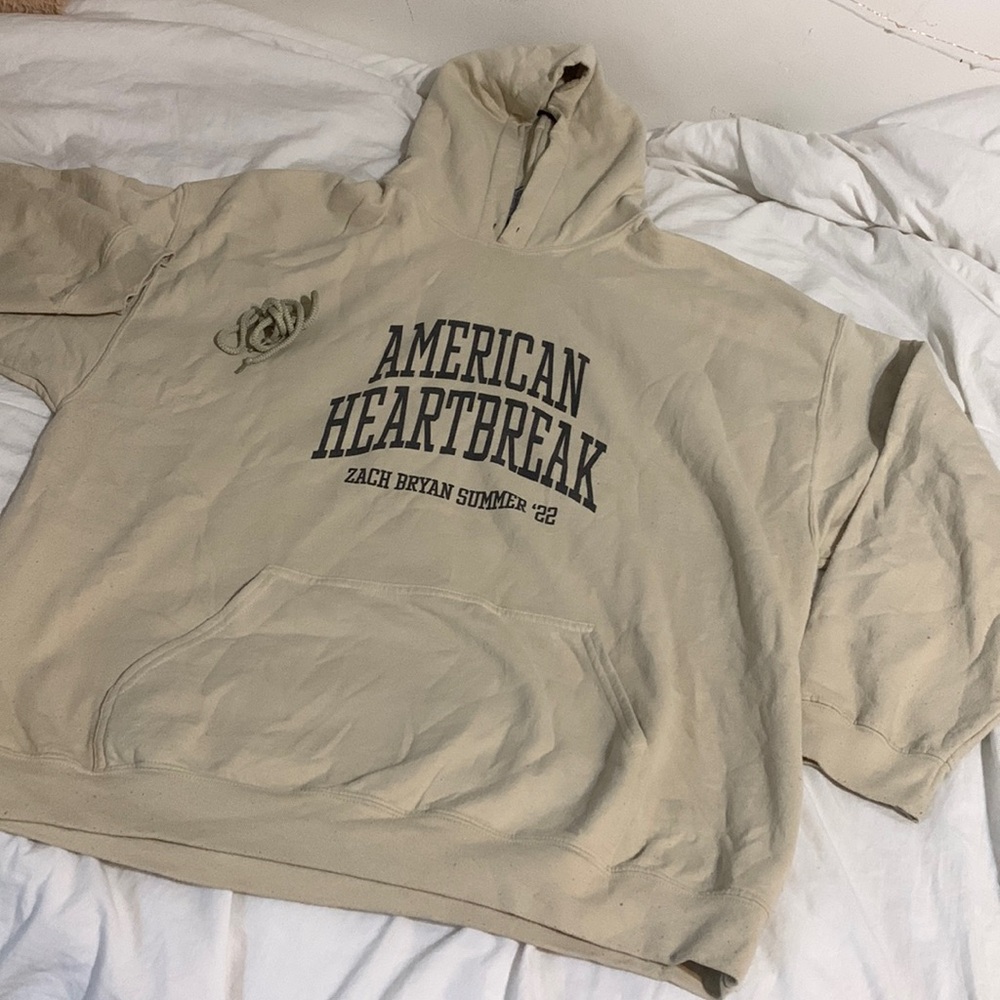 Zach Bryan American Heartbreak Tour hoodie